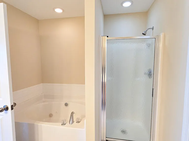 9819 Layla Ave — Photo 28