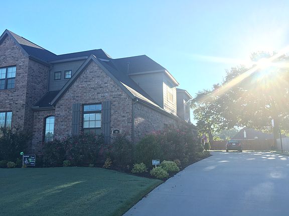 Side Entrance Garage 