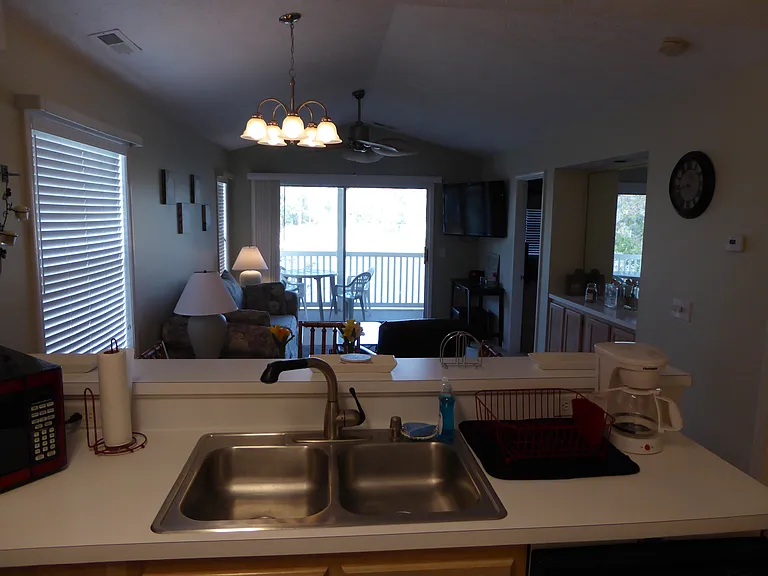 541 White River Dr #16G — Photo 11