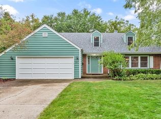 451 Harvey Ave, Grayslake, IL