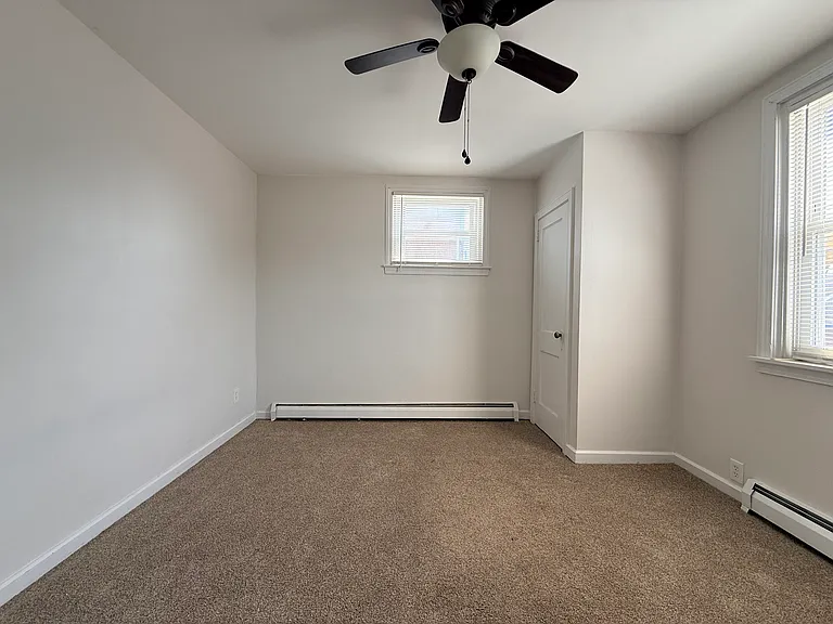 4241 Aldine St #1 — Photo 17