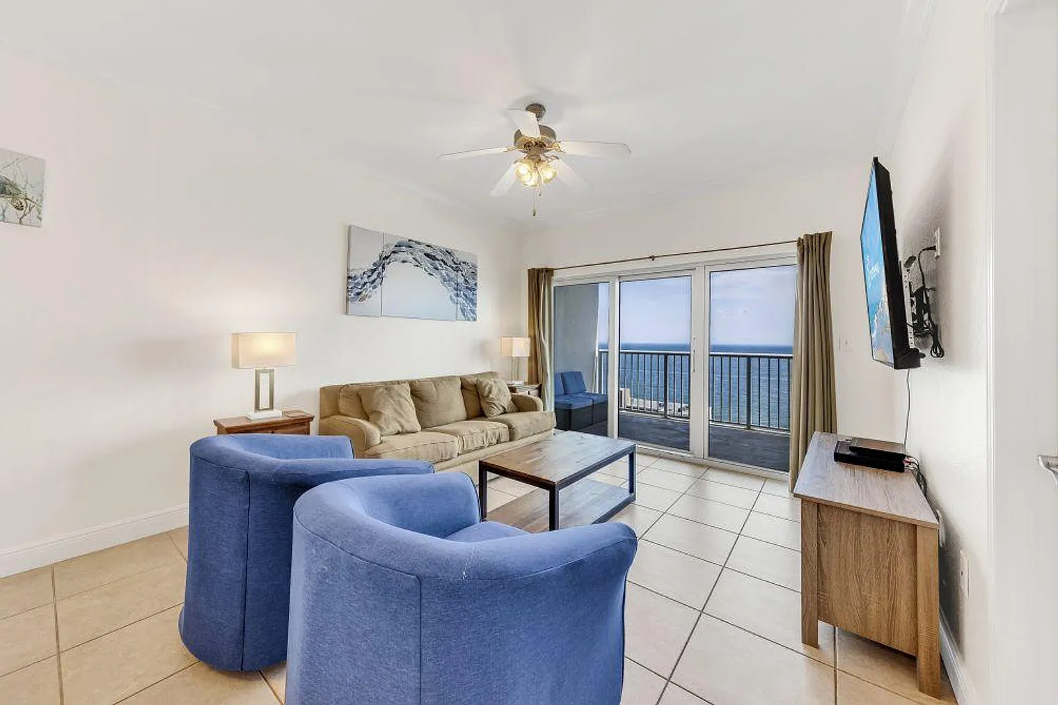 2 bed, 2.0 bath, 1044 sqft, $3,431 — Photo 1