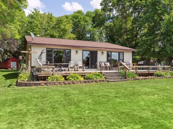 1261 4th St, Almena, WI 54805