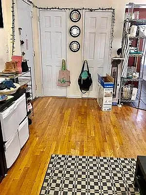 Rented by PennApts | media 17