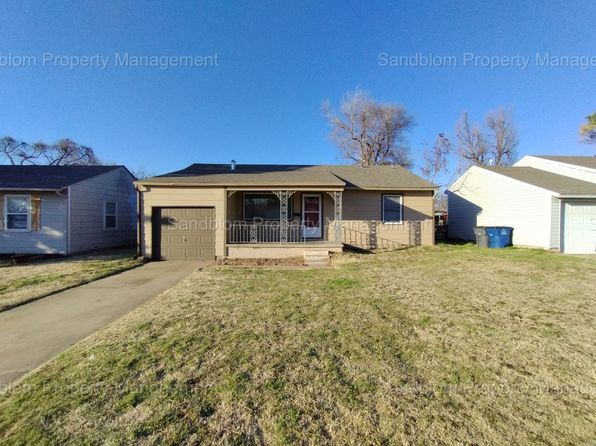 307 E 45th Ct