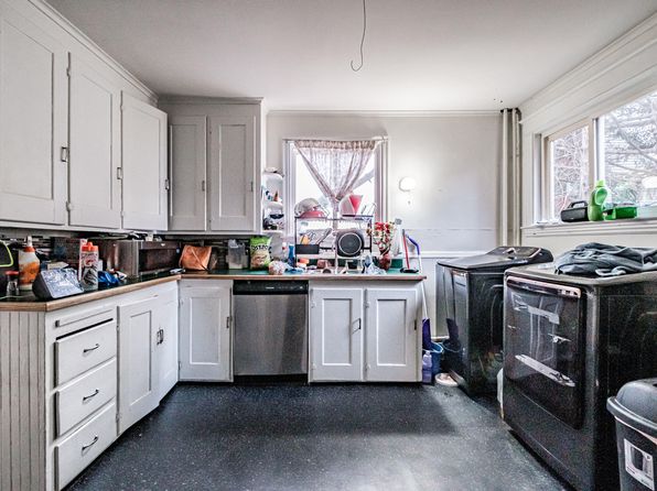 lewiston-maine-211038534 picture