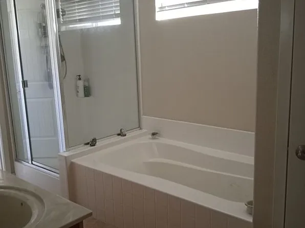 1443 Yosemite Dr #5, Chico, CA 95928