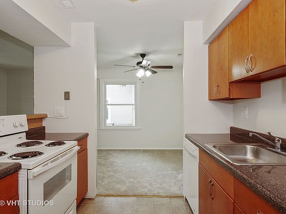 5th image of 2123 N Dogwood Ln #49C