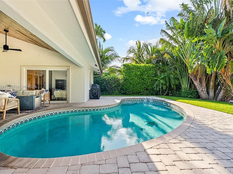 18 Eleuthera Dr — Photo 62