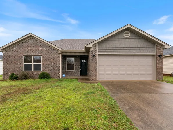 208 Spruce St, Jacksonville, AR 72076