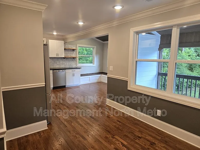 545 Lakeview Dr #A — Photo 7