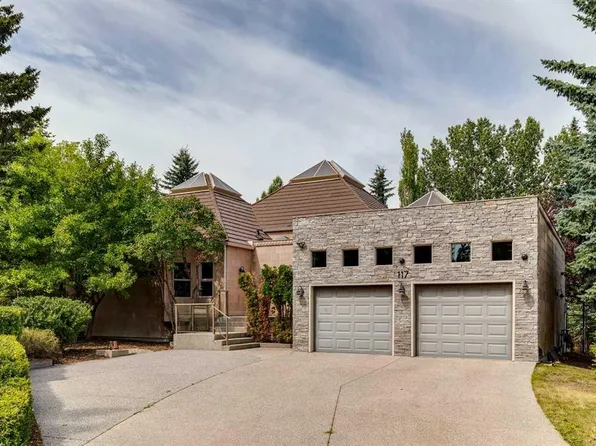 117 E Patton Pl SW, Calgary, AB T2V 5E1