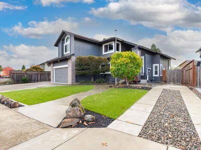 9163 Piccadilly Circle, Windsor, CA, 95492