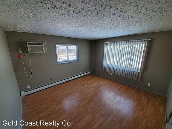 2nd image of 29 S Decker Ave Unit 3
