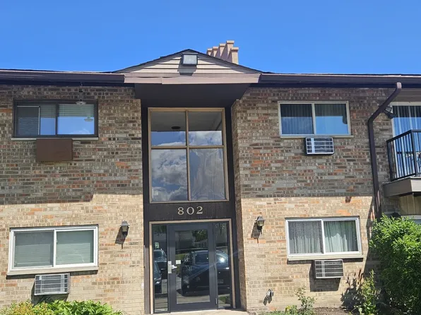 802 E Old Willow Rd Unit 2-210, Prospect Heights, IL 60070