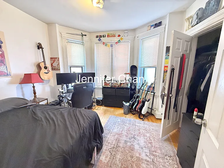 8 Royce Rd #2 — Photo 2