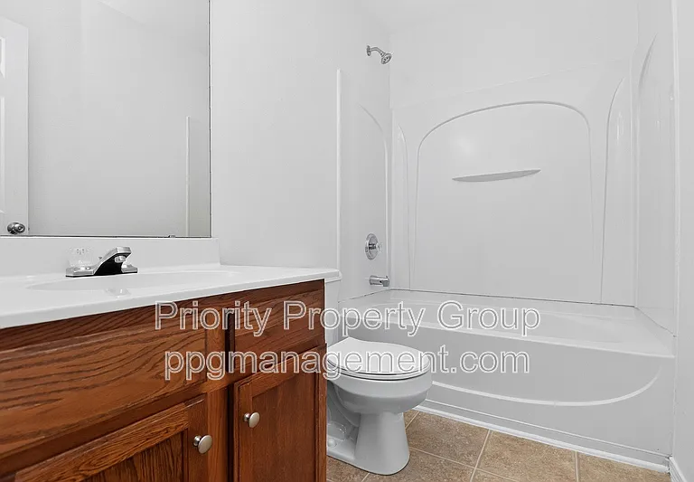 8913 Chalkstone Rd — Photo 22