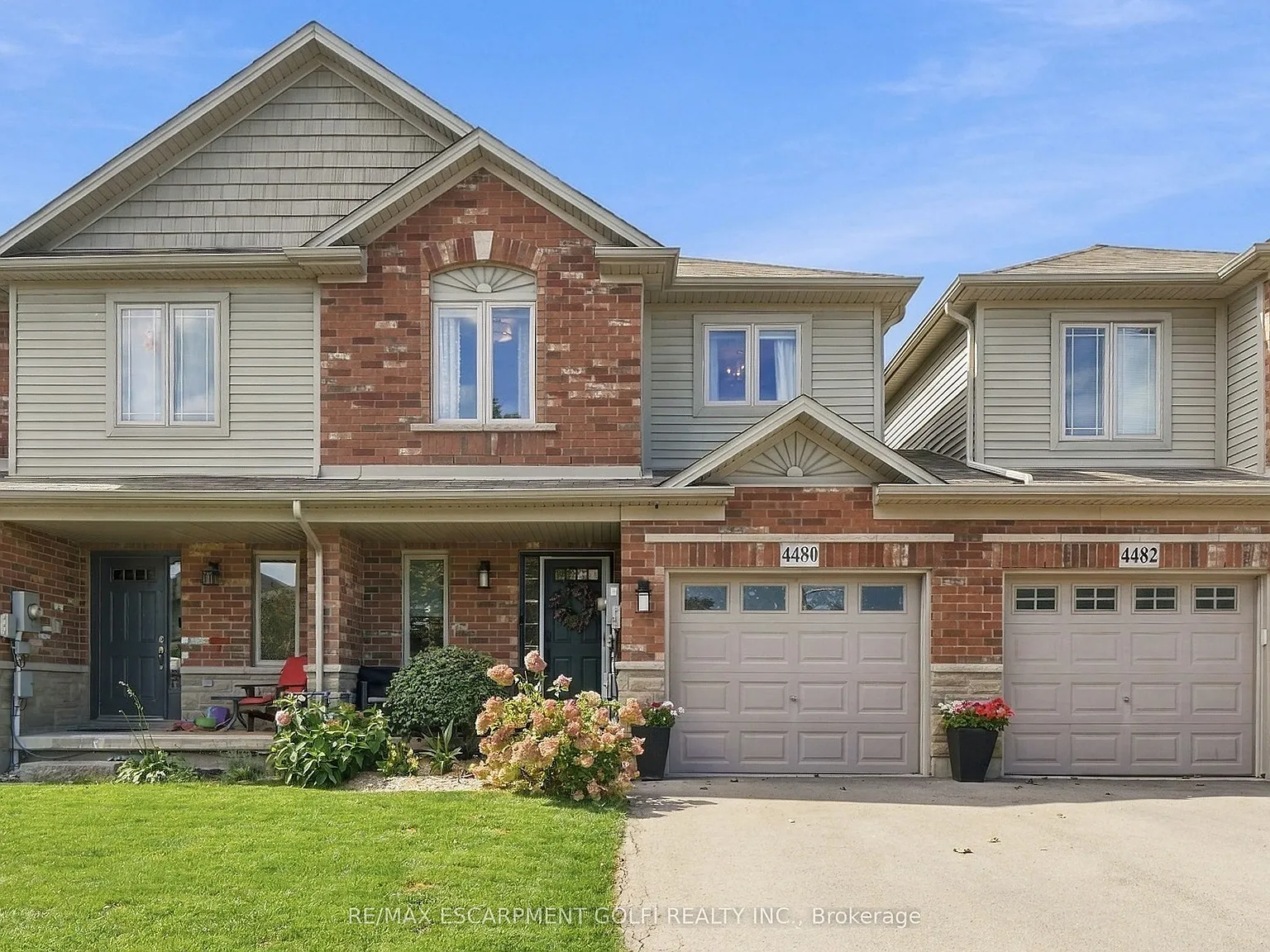 3 bed, $2,950 — Photo 1