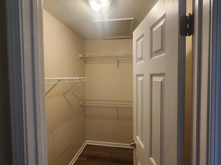121 Wexford Dr #303 — Photo 21