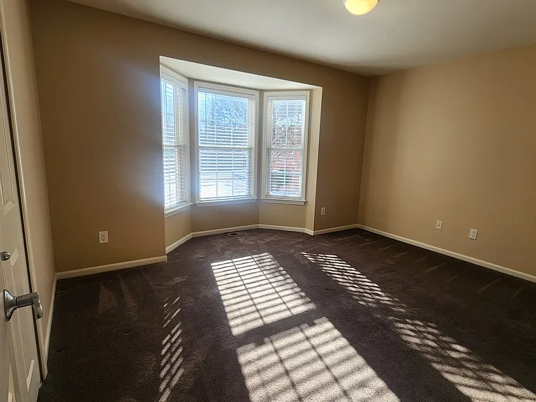 6146 Lone Oak Cir #B1 — Photo 21