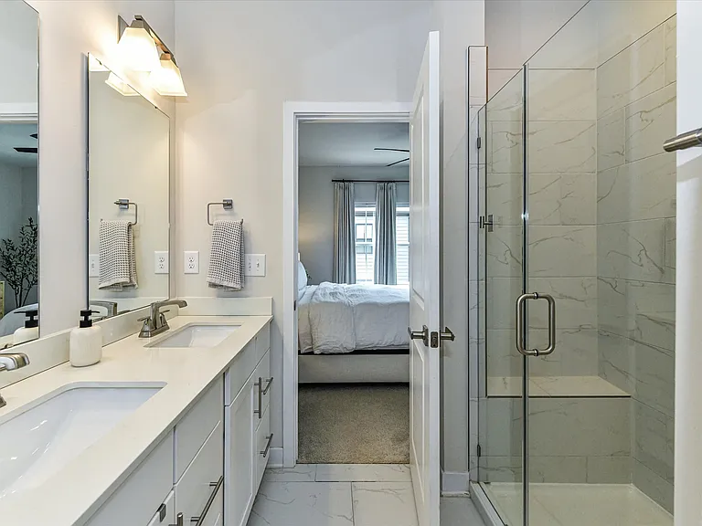 408 Tristram Ln — Photo 24