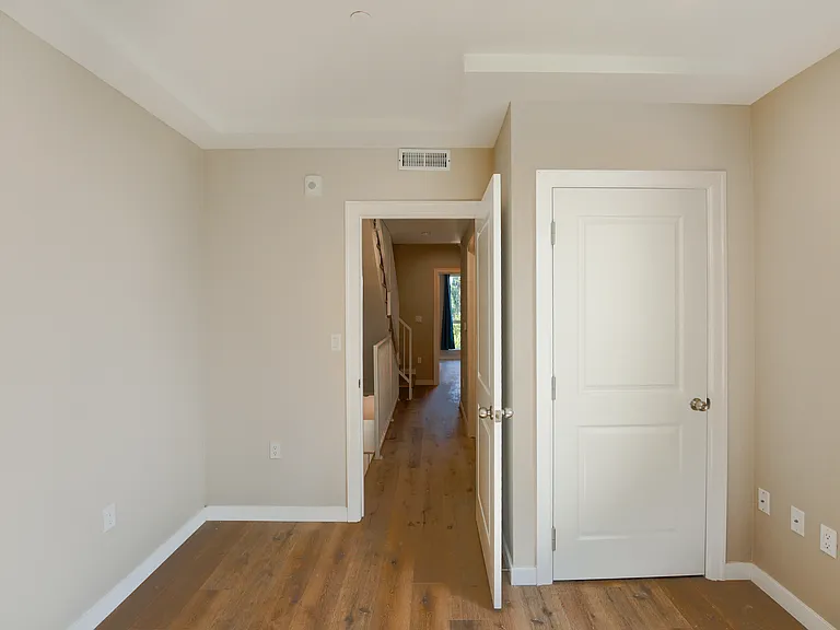 8837 Burnet Ave #102 — Photo 9