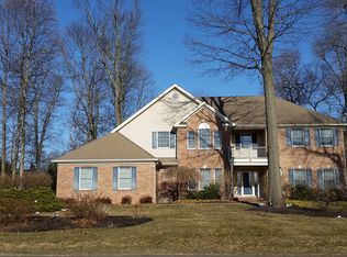 2072 Guinea Ln, Jamison, PA 18929