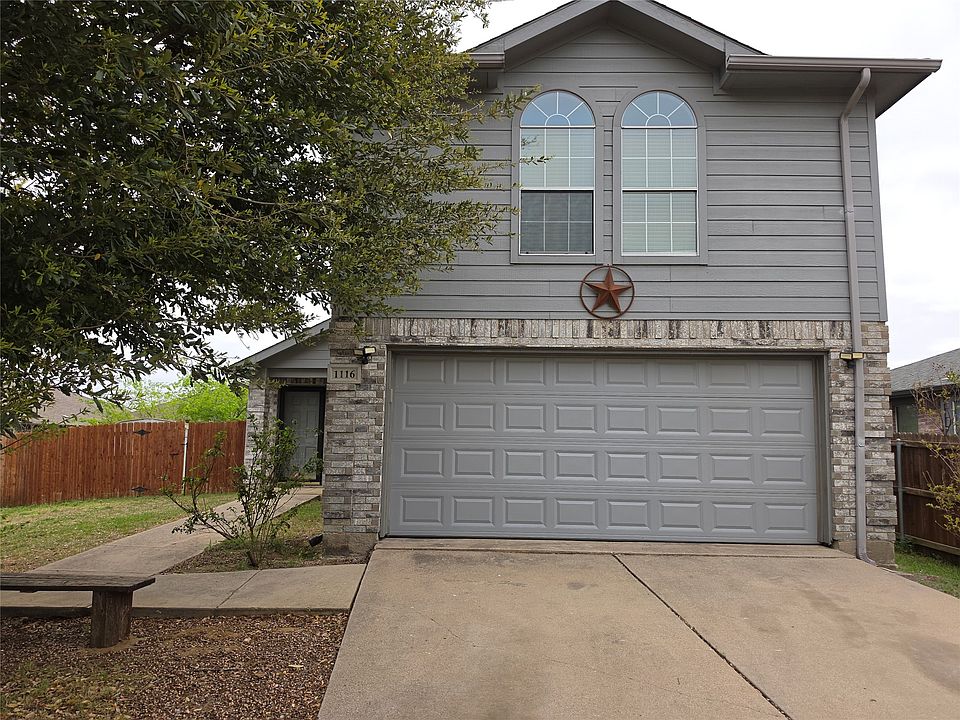1st image of 1116 Dixon Ln