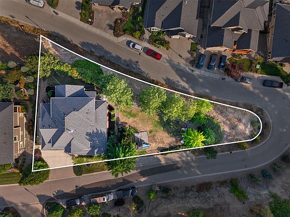 4th image of 155 Terrace Hill Pl