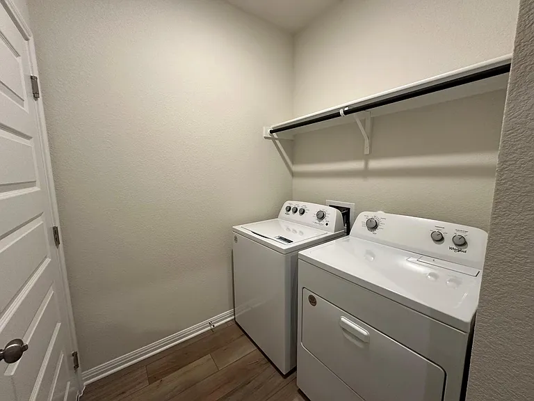 8309 Augeron Dr — Photo 40