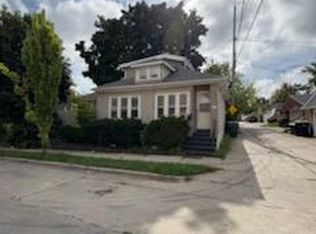 5715 W Mitchell St, West Allis, WI 53214