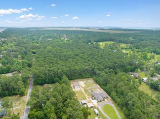 9700 N Loop Rd, Pensacola, FL 32507