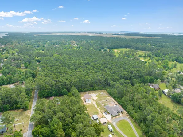 9700 N Loop Rd, Pensacola, FL 32507