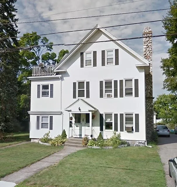 3 bed, 1200 sqft, $2,350 — Photo 1