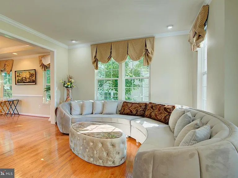 25291 Kilkeen Way — Photo 3