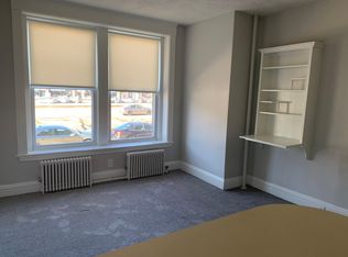 1130 Commonwealth Ave #3R, Allston, MA 02134