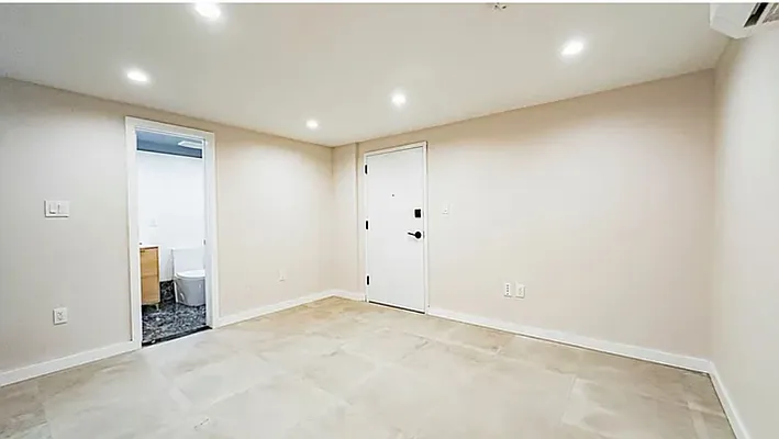 Rented by Oxford Property Group | media 5