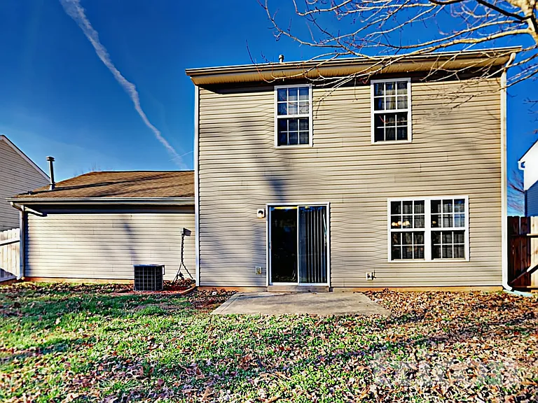 1008 Crowders Woods Dr — Photo 15
