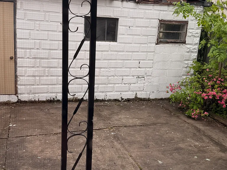 102 Arch St #102 — Photo 9