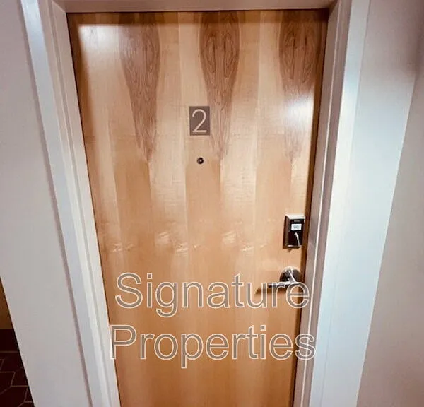 712 High St #2 — Photo 2