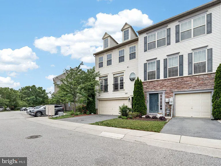 1169 Carinoso Cir — Photo 4