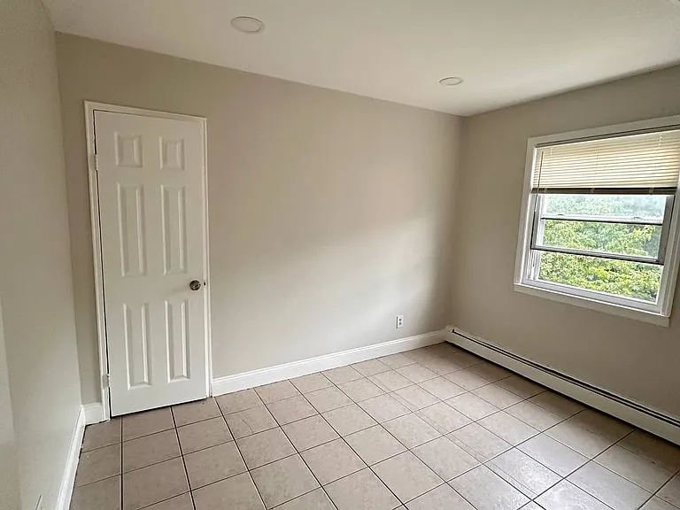 18 Hampton Rd #B9 — Photo 7