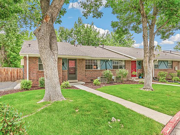 2nd image of 1975 Oak St #3B-2Ba-1275Sqft