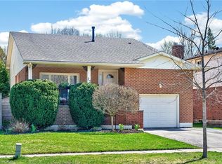22 Vance Cres, Hamilton, ON L8B0B8
