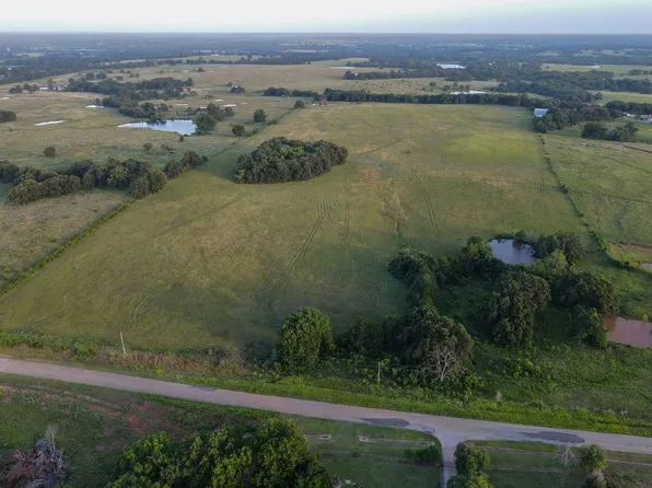E 1010th Rd, McLoud, OK 74851
