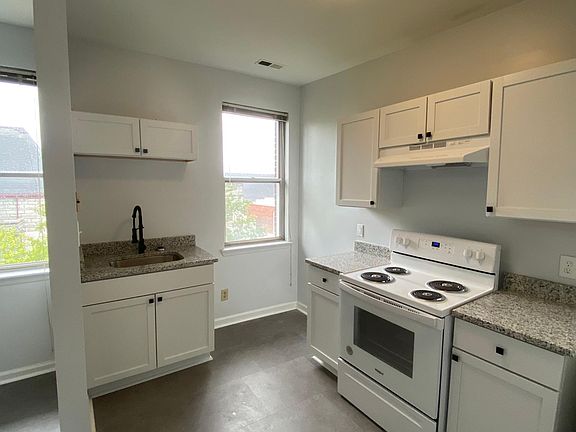 3rd image of 527 High St Unit 405