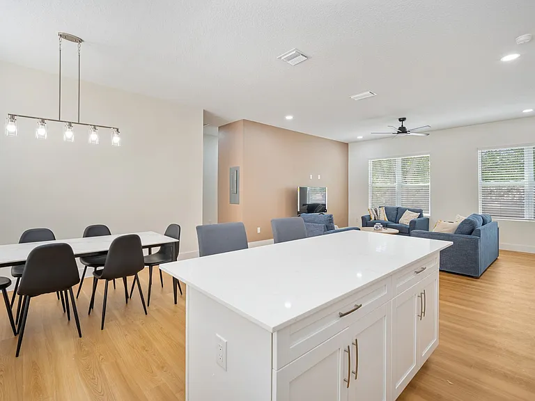 13614 N 22nd St #101 — Photo 16