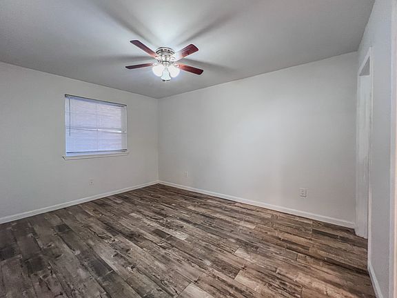 5th image of 828 Martin Behrman Ave APT 11