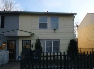 1613 Richard E Bush Ct, Waukegan, IL 60085