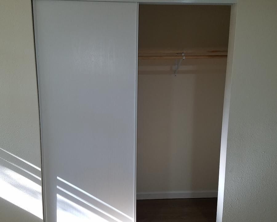 1st bedroom